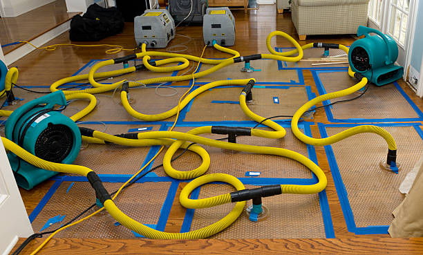Professional Water Extraction technician working in Chelsea, OK